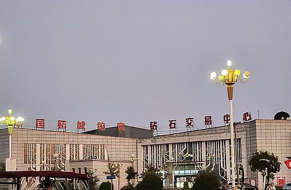 河南人造鉆石價格表，河南人造鉆石