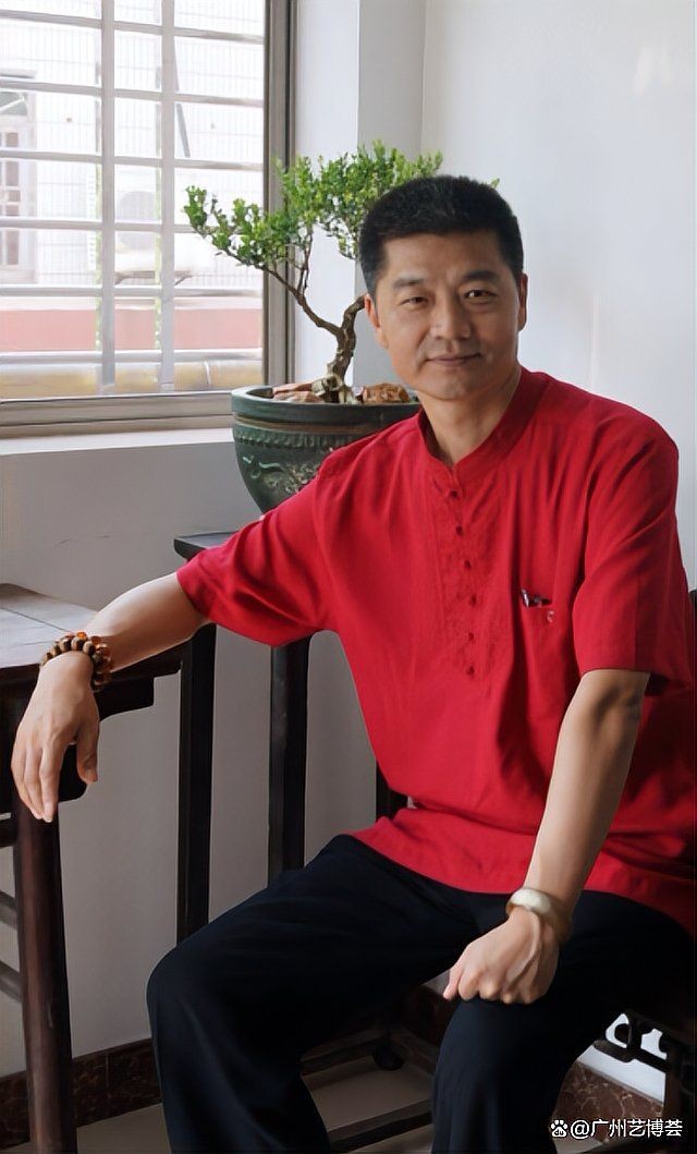 國畫魚寫意，墨趣橫生，國畫寫