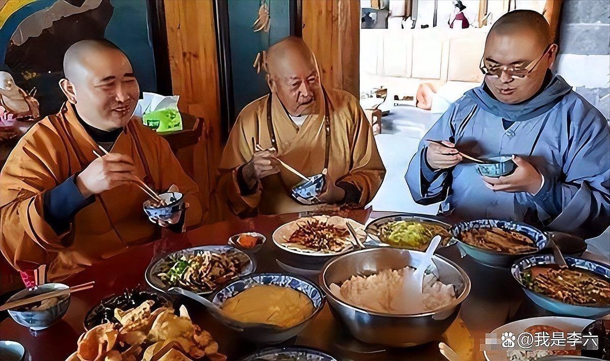 和尚的一日三餐伙食表,揭秘寺廟僧人日常,清規戒律下的和尚一日三餐食譜全