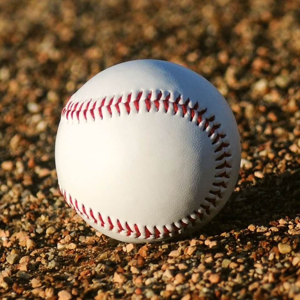 當魚出現(xiàn)浮頭現(xiàn)象的時候應該怎么辦，魚群浮頭應急處理！養(yǎng)魚戶必知的快速解救與預防全攻略