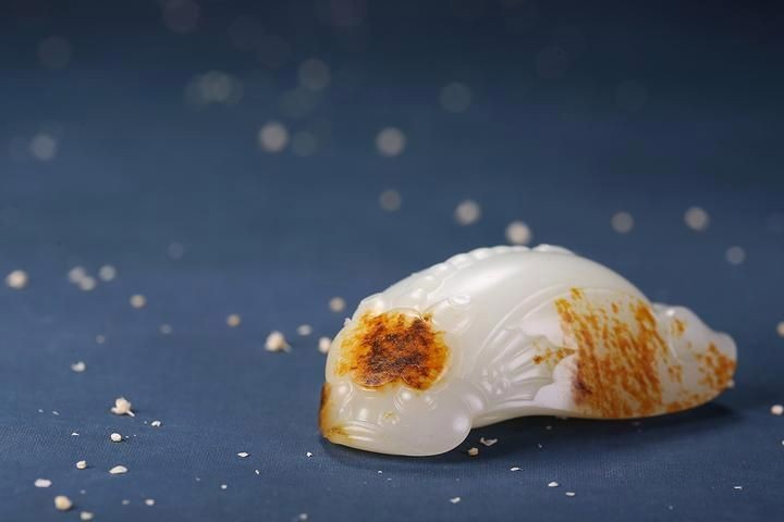 和田玉龍魚圖片，和田玉龍魚精品高清圖片鑒賞