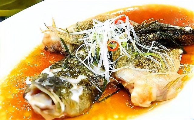 河里的大嘴魚