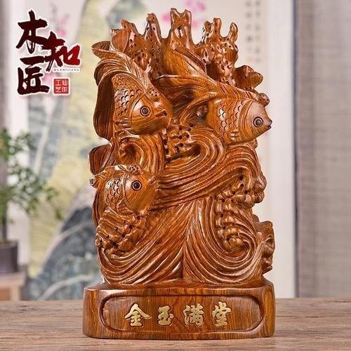 木雕金魚圖片大全大圖：“木雕金魚”傳統(tǒng)手工藝品的藝術魅力與視覺呈現(xiàn)