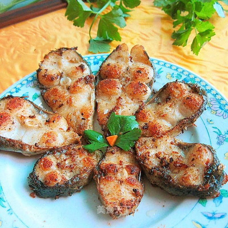 家庭鐵板烤魚(yú)做法：**《家庭鐵板烤魚(yú)做法》
