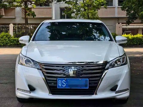 皇冠二手車(chē)價(jià)格：豐田皇冠二手車(chē)價(jià)格大概是多少