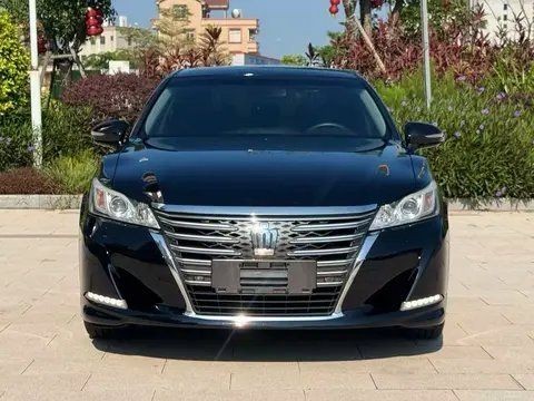 皇冠二手車(chē)價(jià)格：豐田皇冠二手車(chē)價(jià)格大概是多少