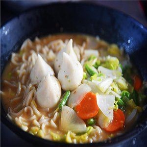 晉中龍魚店：**《晉中龍魚店：水族藝術與專業服務的交融之地》**