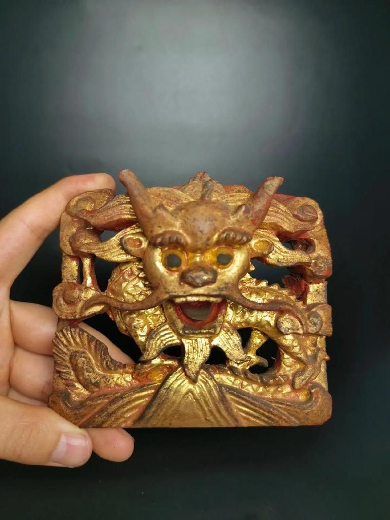 木雕龍頭圖片：中華最大實(shí)木雕龍頭橫空出世重達(dá)32人抬起新聞