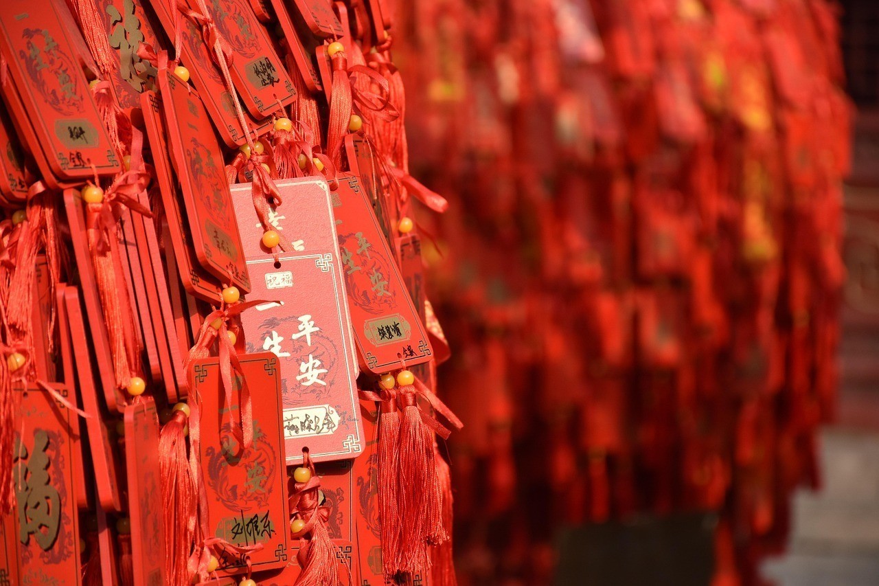 龍魚圖像在廟上代表什么?，龍魚圖像在廟上具有豐富且獨特的意義