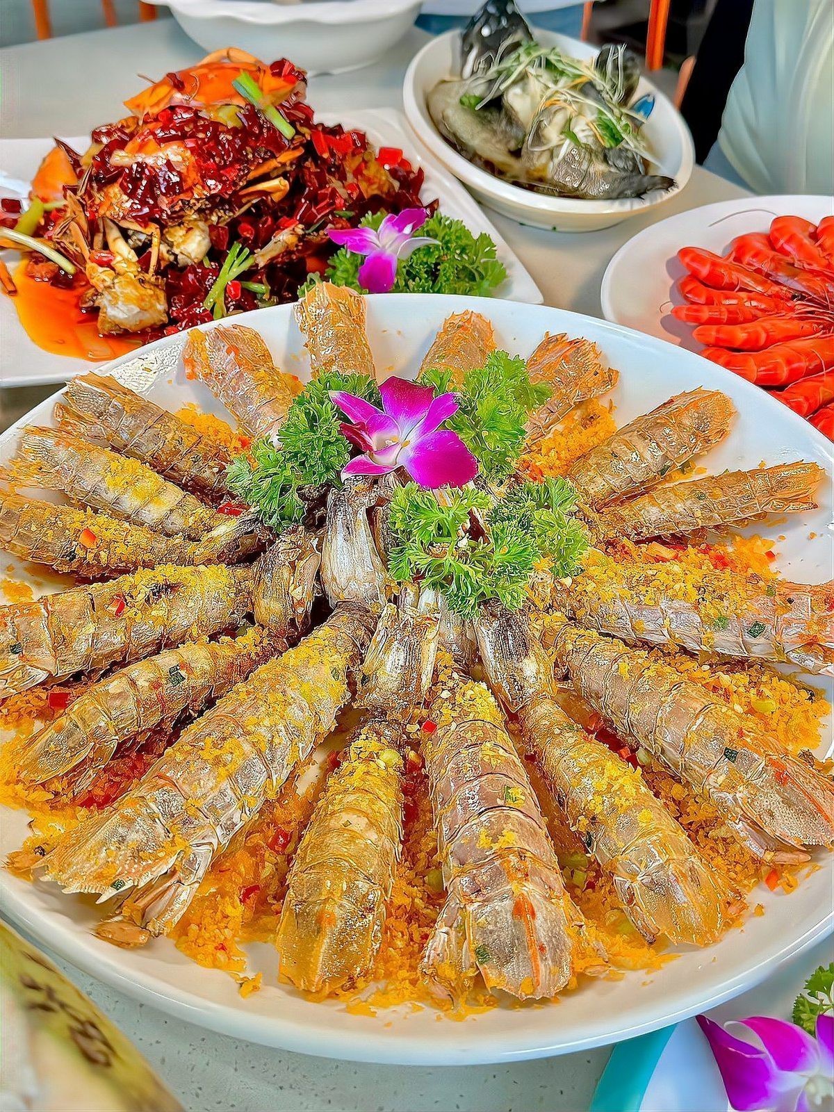 秦都龍魚店|“秦都龍魚店”關聯(lián)兩家主體企業(yè)