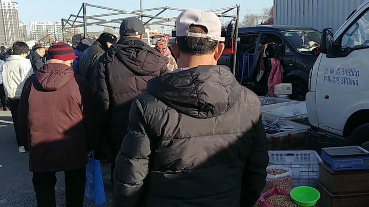 附近批發(fā)活魚(yú)|《附近活魚(yú)批發(fā)業(yè)態(tài)正成為新零售時(shí)代的新零售時(shí)代的特色樣本56