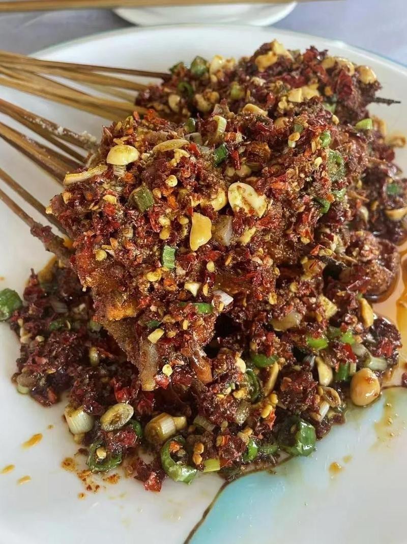金牛龍魚店【金牛區與“龍魚”相關的商業信息主要涉及兩類業態】