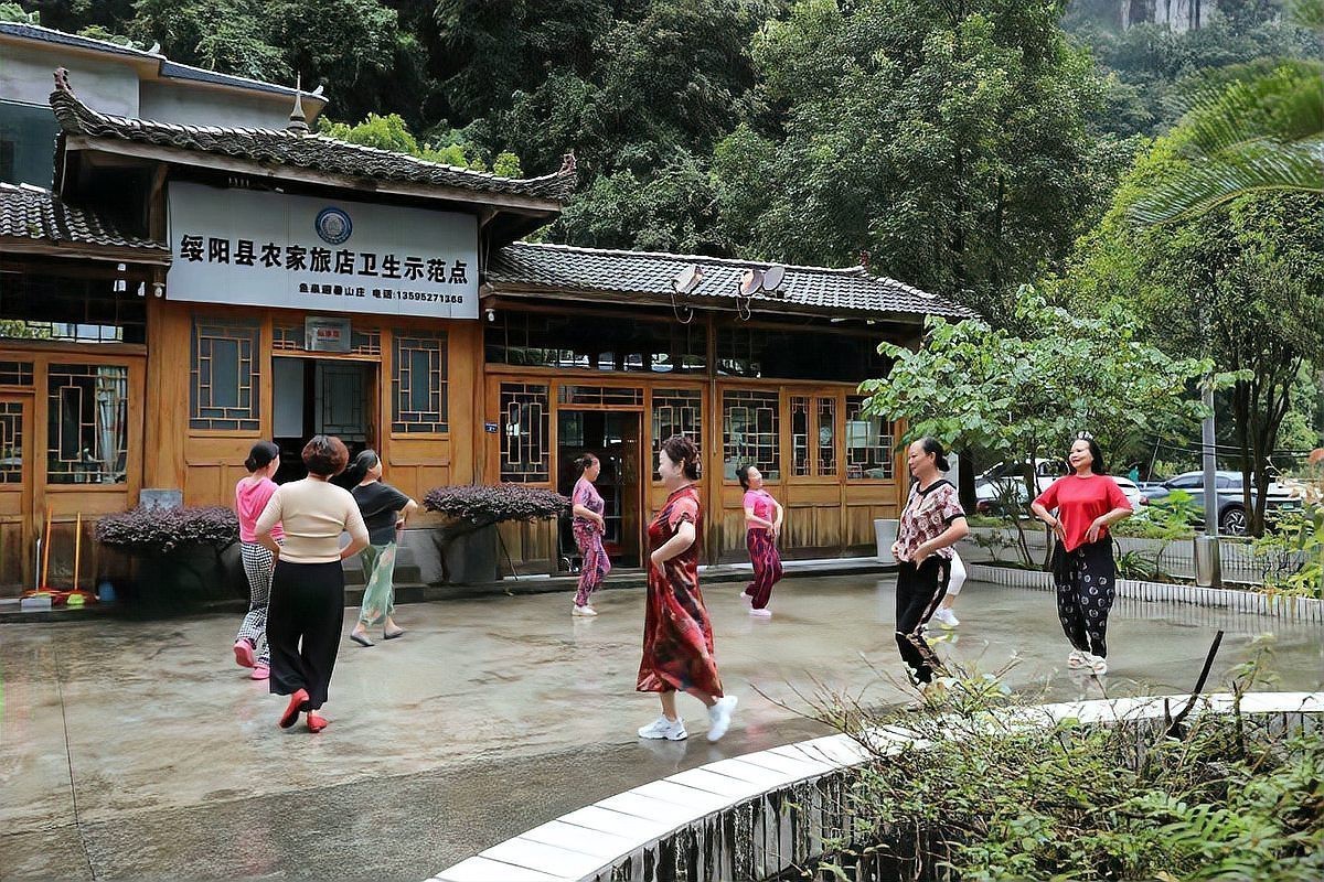 綏陽龍魚店【綏陽龍魚店何時開業】
