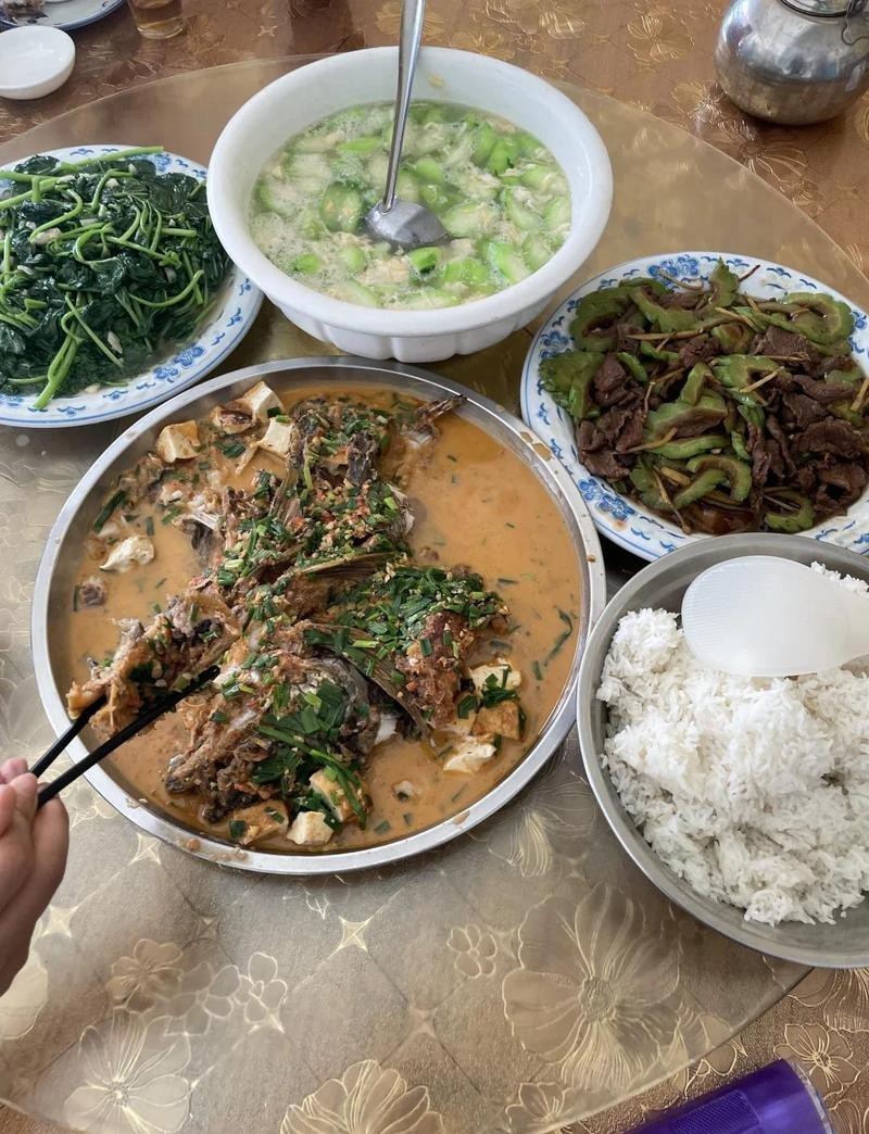 金城江龍魚店【金城江九頓天窗的營業時間】
