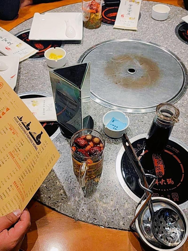 甘南州龍魚店【如何判斷一個龍魚店是否專業(yè)】