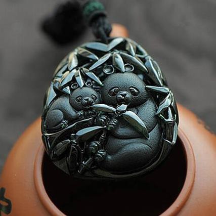 翡翠綠熊貓3000一條圖片【帝王綠翡翠熊貓吊墜】