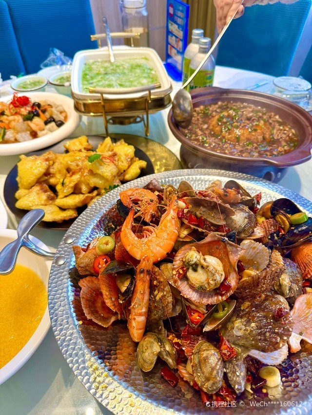 瓦房店龍魚店【《瓦房店龍魚店：水族愛好者的寶藏之地》】