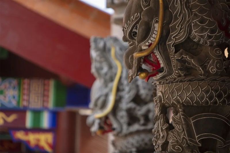 金龍在佛教代表什么【金龍在佛教中具有多重的象征意義】