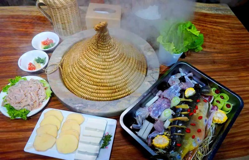 <strong><mark>白沙</mark></strong>龍魚店【龍巖探店|<strong><mark>白沙</mark></strong>河魚館,魚鮮味美必嘗!】