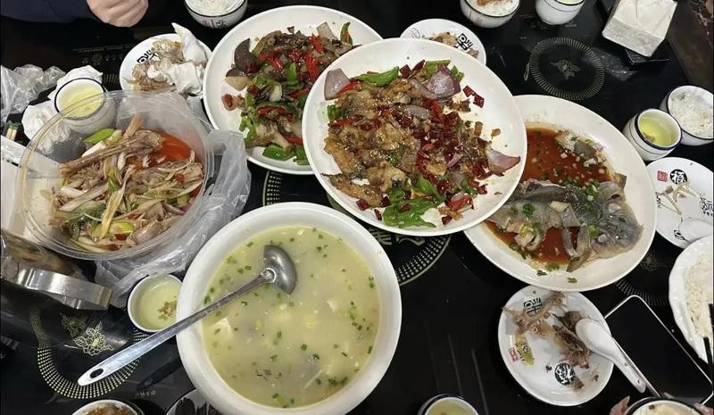 阿勒泰龍魚店【新疆阿勒泰龍魚店哪家評價最好】