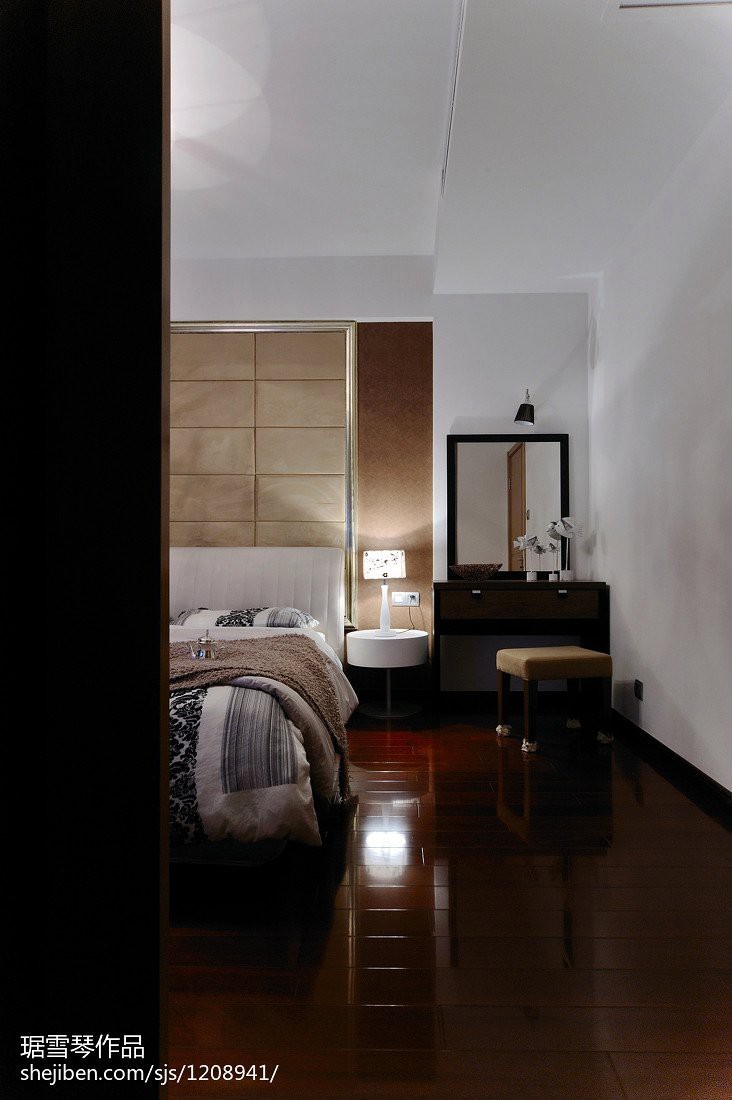 龍魚擺件忌諱的三個地方【龍魚擺件三大風水禁忌】