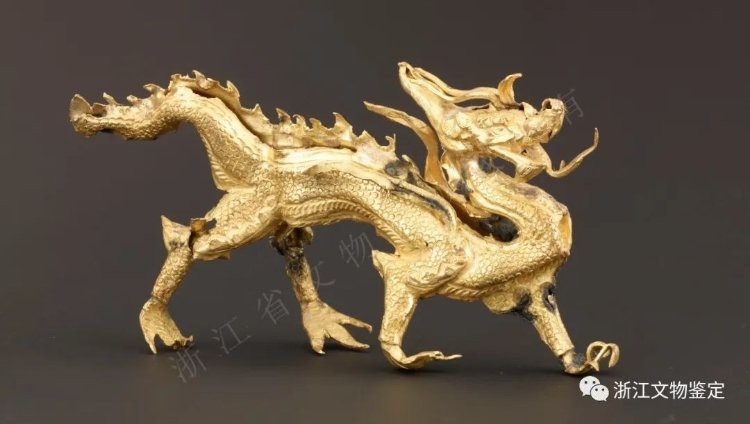 金龍和青龍在道教中的象征意義【《金龍和青龍在道教中的象征意義》】