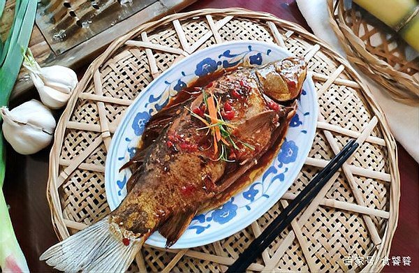 紅龍魚相克食物一覽表【紅龍魚的相克食物一覽表】