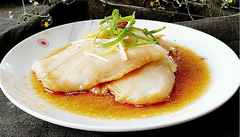 如何烹飪龍利魚(yú)以保持其口感？【廚師長(zhǎng)教你麻辣龍利魚(yú)的家常做法】