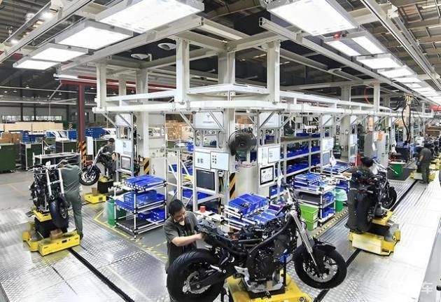摩托車市場(chǎng)銷量排行榜【2025年中國(guó)最受消費(fèi)者喜愛的十大燃油摩托品牌排行榜】
