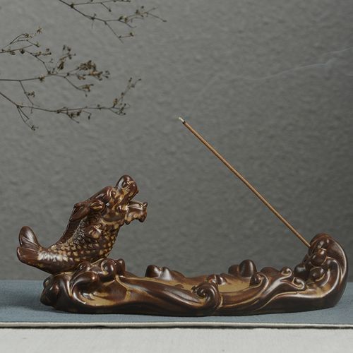 給我一些龍頭魚尾擺件的圖片【龍頭魚尾擺件寓意與現代文化寓意與現代設計風格推薦】