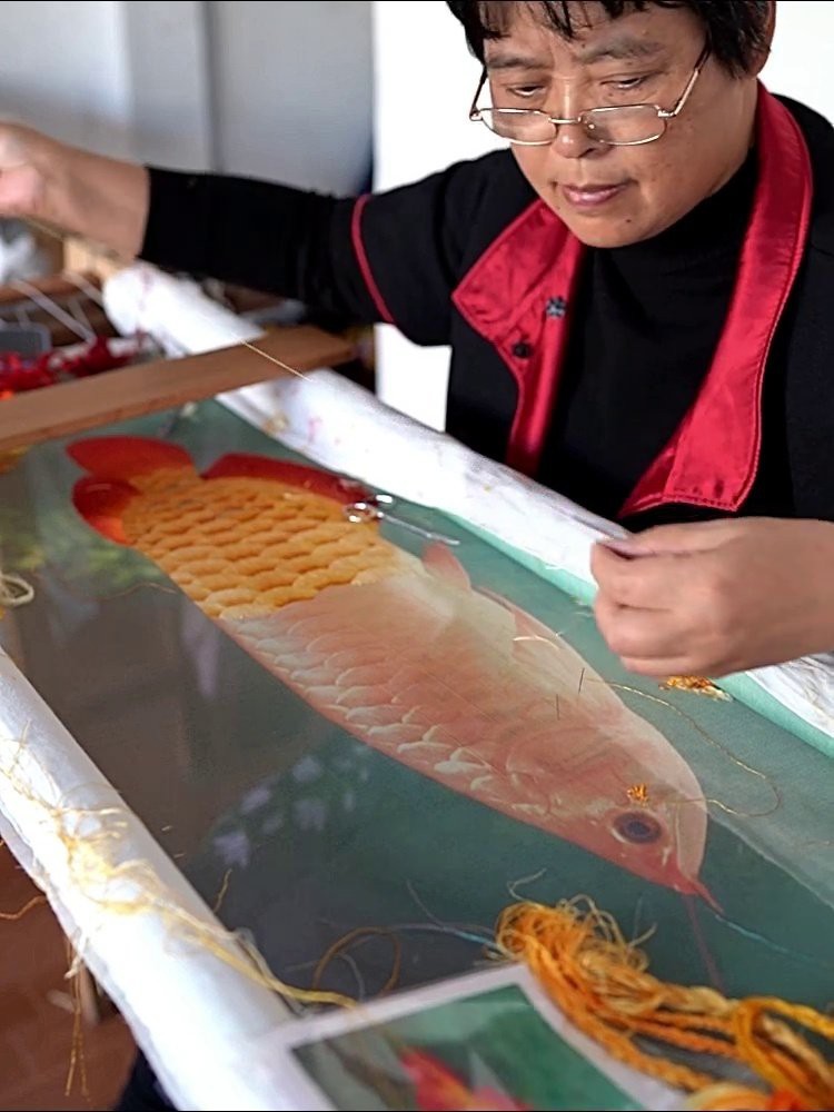 有哪些著名的金龍裝飾案例？【上海迪士尼樂園金龍裝飾案例及古代宮殿裝飾藝術的巔峰之作呆呆兜】