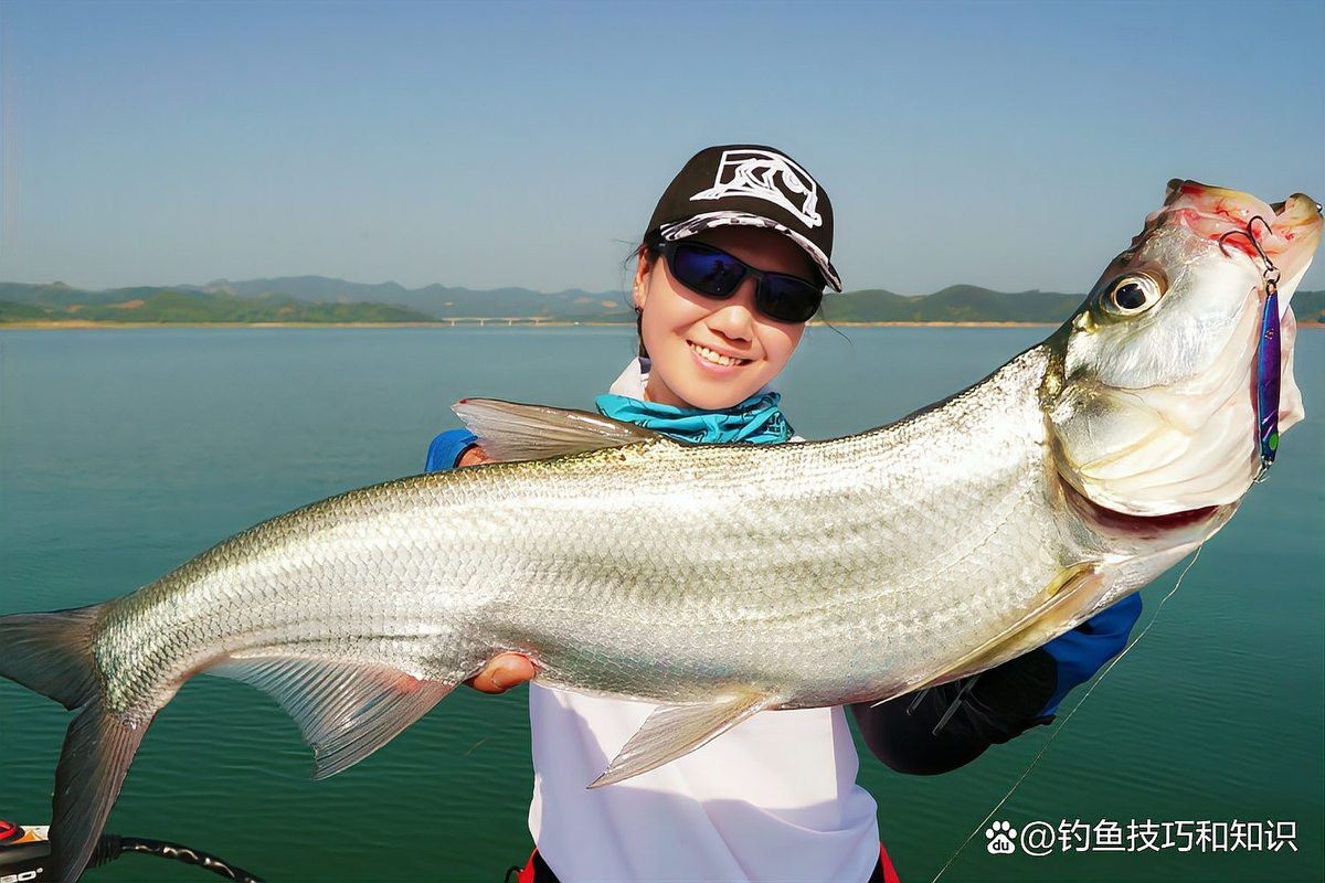 翹嘴幾月份開口最猛【翹嘴魚全年最佳垂釣時間與技巧全攻略】