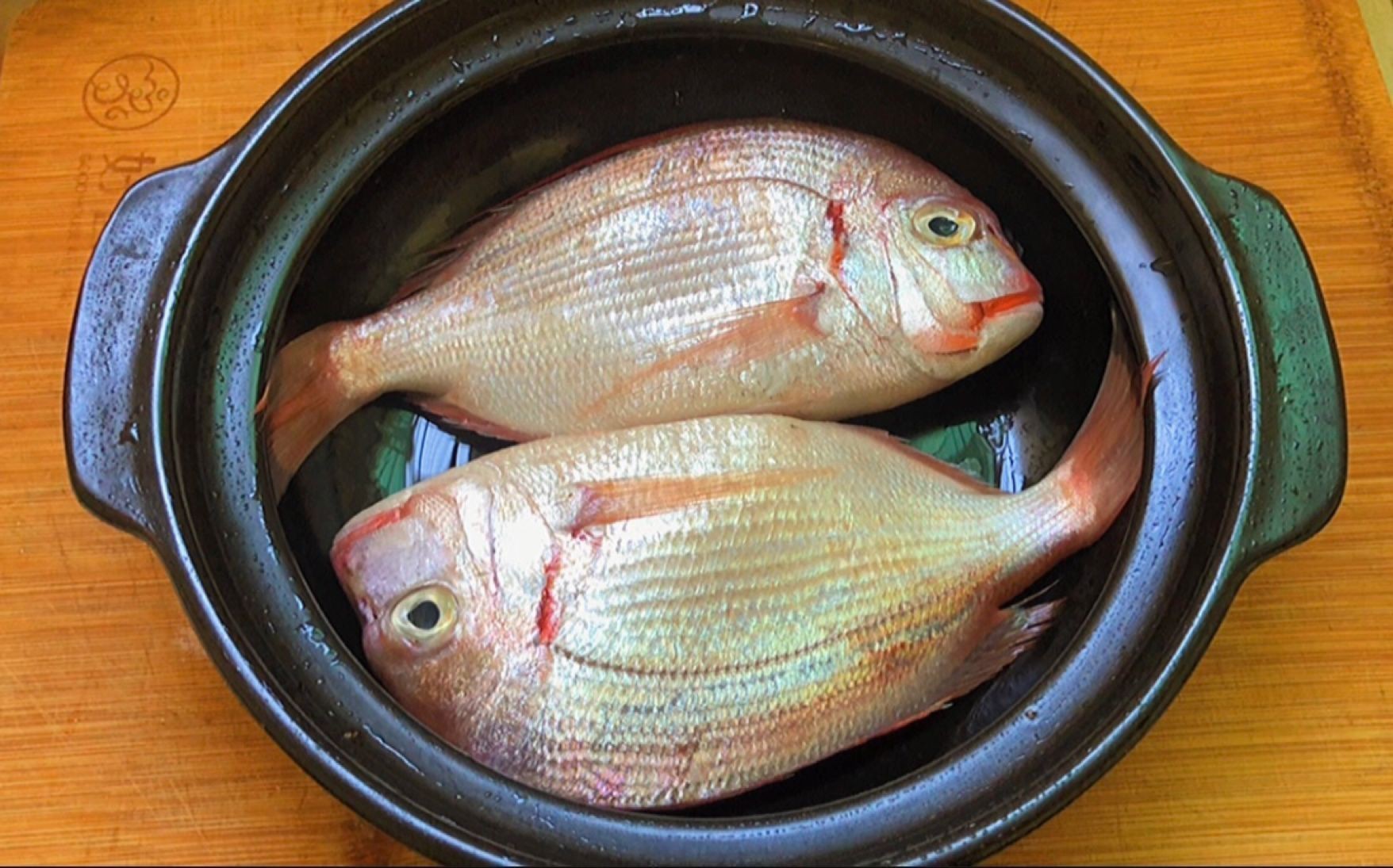 紅立魚(yú)是什么魚(yú)【深海美味:紅立魚(yú)的鮮美秘訣】