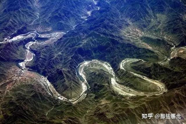 龍脈風(fēng)水有哪些經(jīng)典案例【龍脈風(fēng)水在歷史與現(xiàn)實中有著諸多經(jīng)典案例】