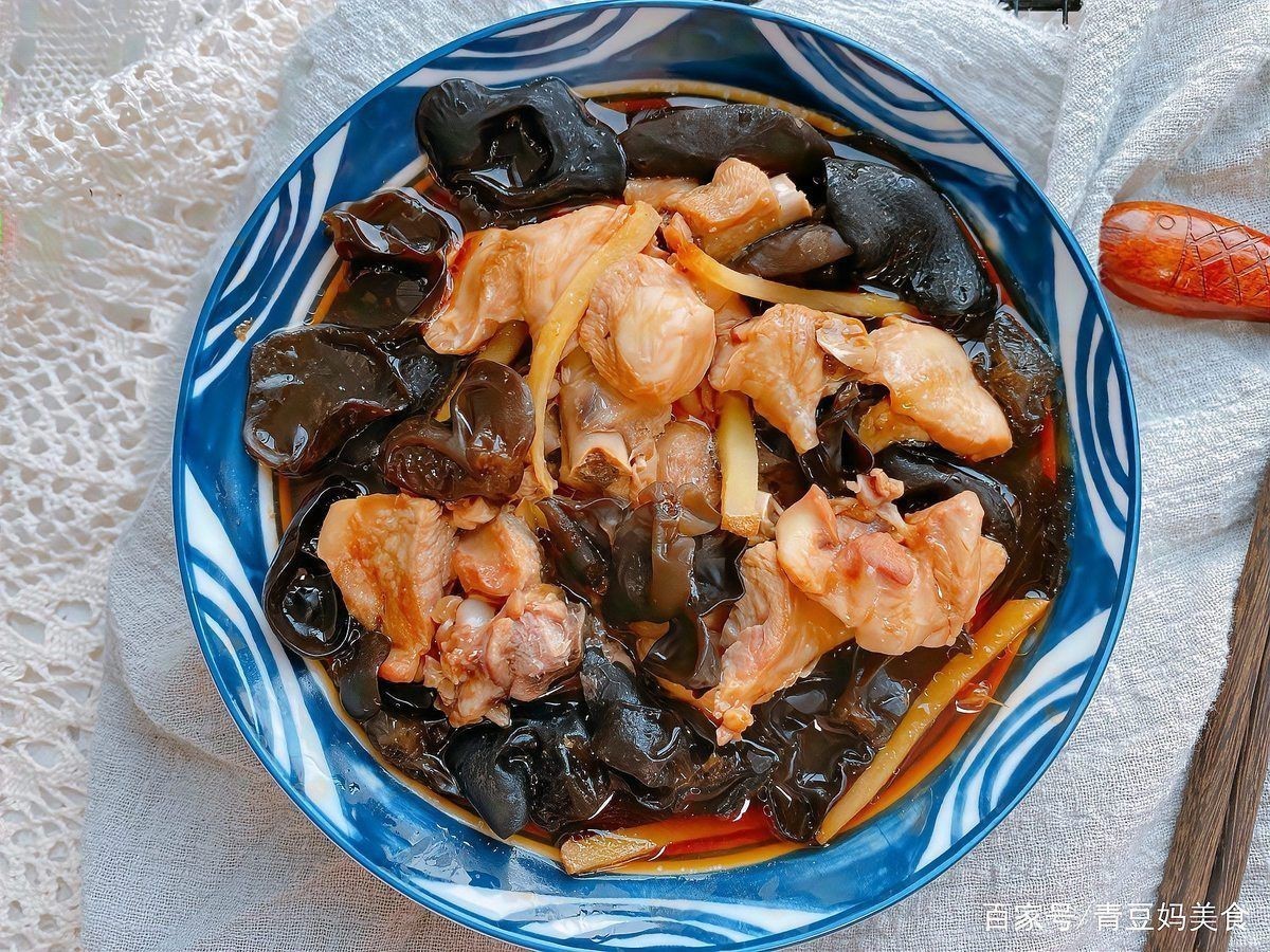 老虎魚最簡(jiǎn)單做法【今天吃什么老虎魚最簡(jiǎn)單的做法是清蒸】
