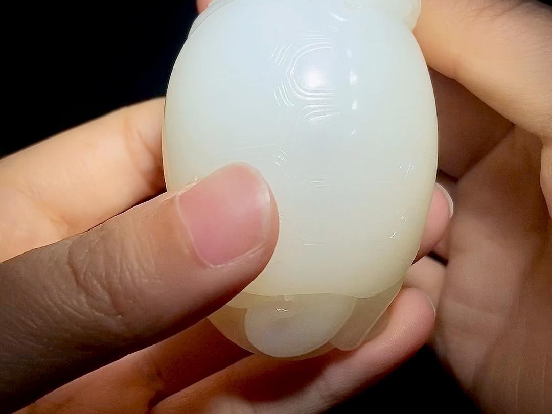 龍龜手把件的價(jià)格范圍是多少？【龍龜手把件有哪些寓意，龍龜手把件哪個(gè)材質(zhì)最好？】