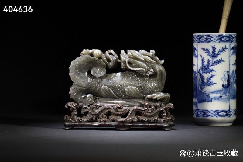 龍頭魚玉擺件【龍頭魚玉擺件是一種頗具特色的玉器制品】