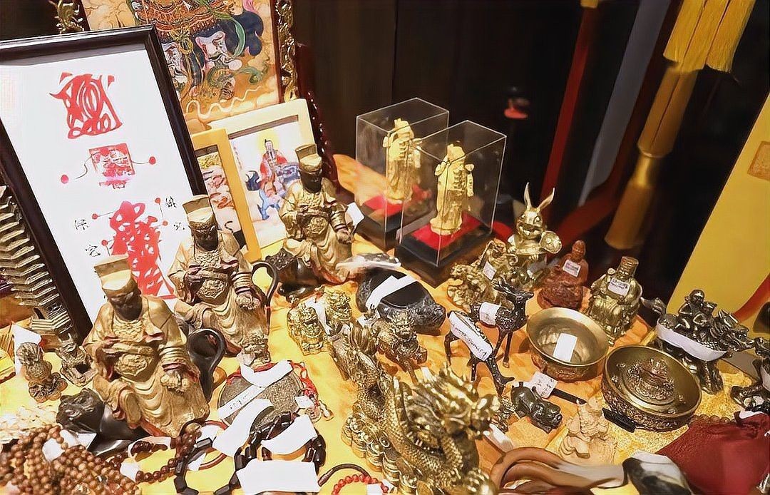 如何判斷龍龜是否開過光？【判斷龍龜是否開過光可從多方面入手，五種方法教你識別真假】 如何判斷龍龜是否開過光？【判斷龍龜是否開過光可從多方面入手，五種方法教你識別真假】 龍魚論壇 第10張