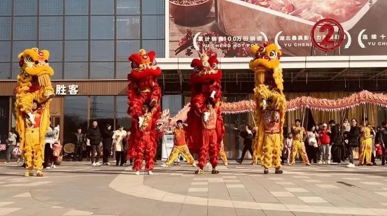 能提供幾張道之雙龍圖片嗎？【“道之雙龍”的概念融合了哲學與想象的邊界】