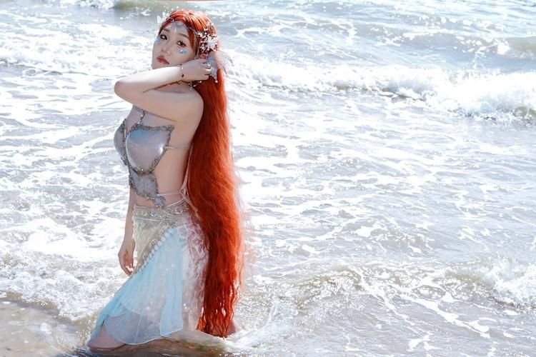 紅美人魚圖片【紅美人魚的下半身究竟是什么魚紅發美人魚壁紙愛麗兒】