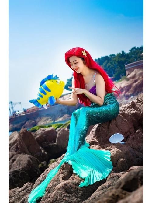 龍魚身上鱗片發白了還能活嗎（龍魚身上鱗片發白了還能活嗎圖片）
