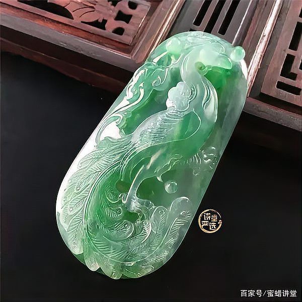 鳳凰翡翠的寓意和象征（鳳凰翡翠鳳凰翡翠鳳凰翡翠鳳凰翡翠的寓意是什么）