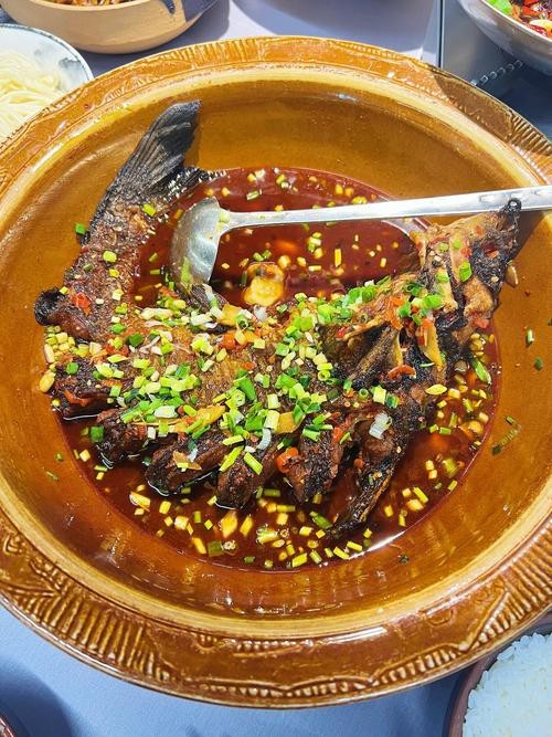 湘西土家族苗族自治州龍魚專賣店（關于“湘西土家族苗族自治州龍魚專賣店”的公開資料）