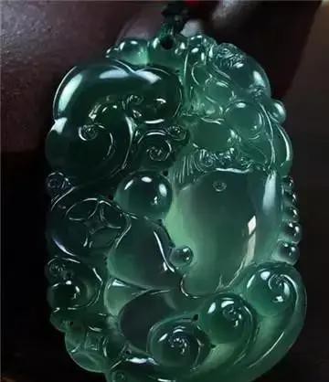 翡翠龍石種是什么意思