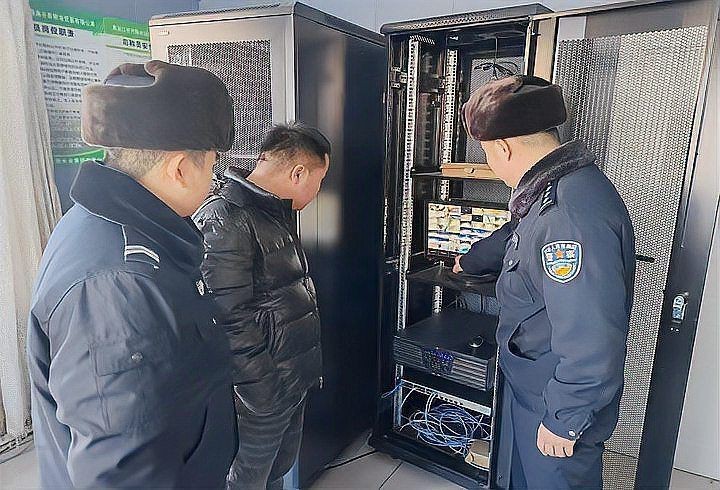 紅興隆墾區公安局