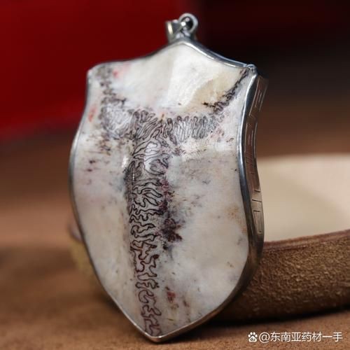 虎的三界帶血真品圖片