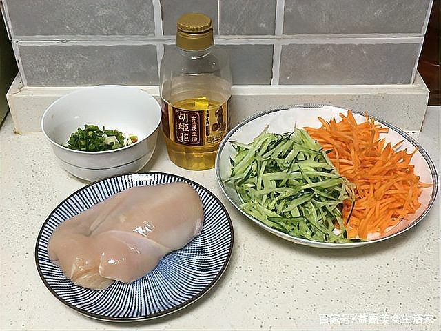 胡姬花和金龍魚哪個(gè)更適合涼拌？