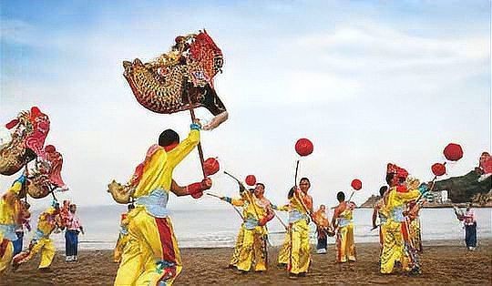 葫蘆祥云八卦盤鰲魚龍魚