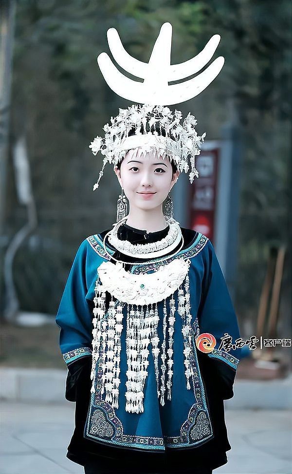 水族的風(fēng)俗,服裝,歷史
