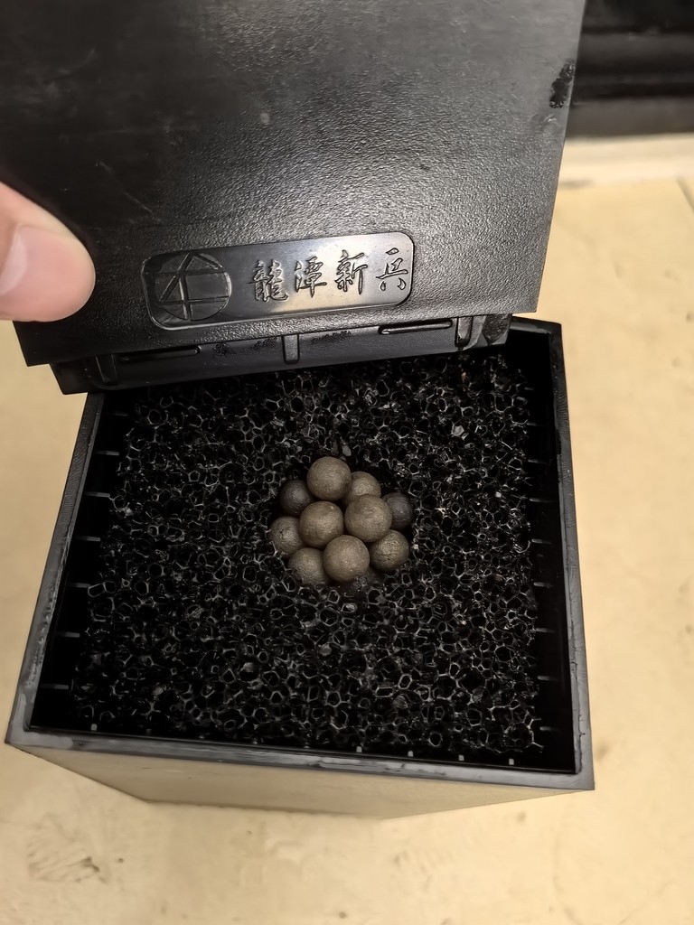 龍潭新兵底濾自帶的濾材盒和普通濾材選擇